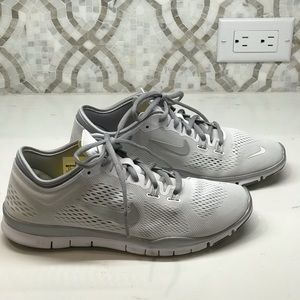 Nike Free TR Fit 4 Training Shoes Size 8.5